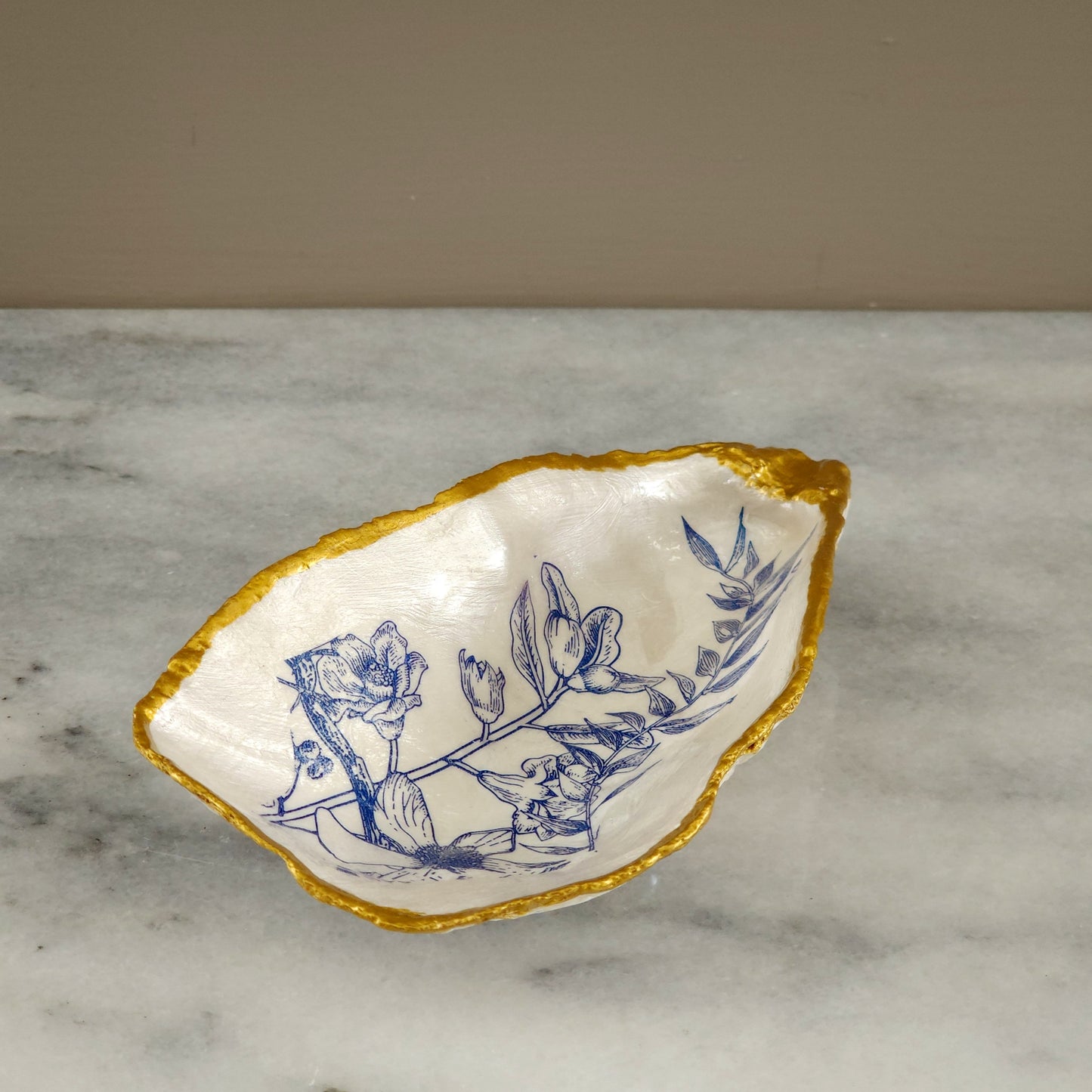 Oyster Shell Trinket Dish - Blue Toile Botanical with Gold Edge & Pearl Feet