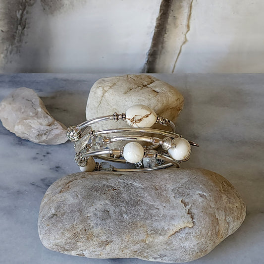 Silver Sands” Memory Wire Bracelet