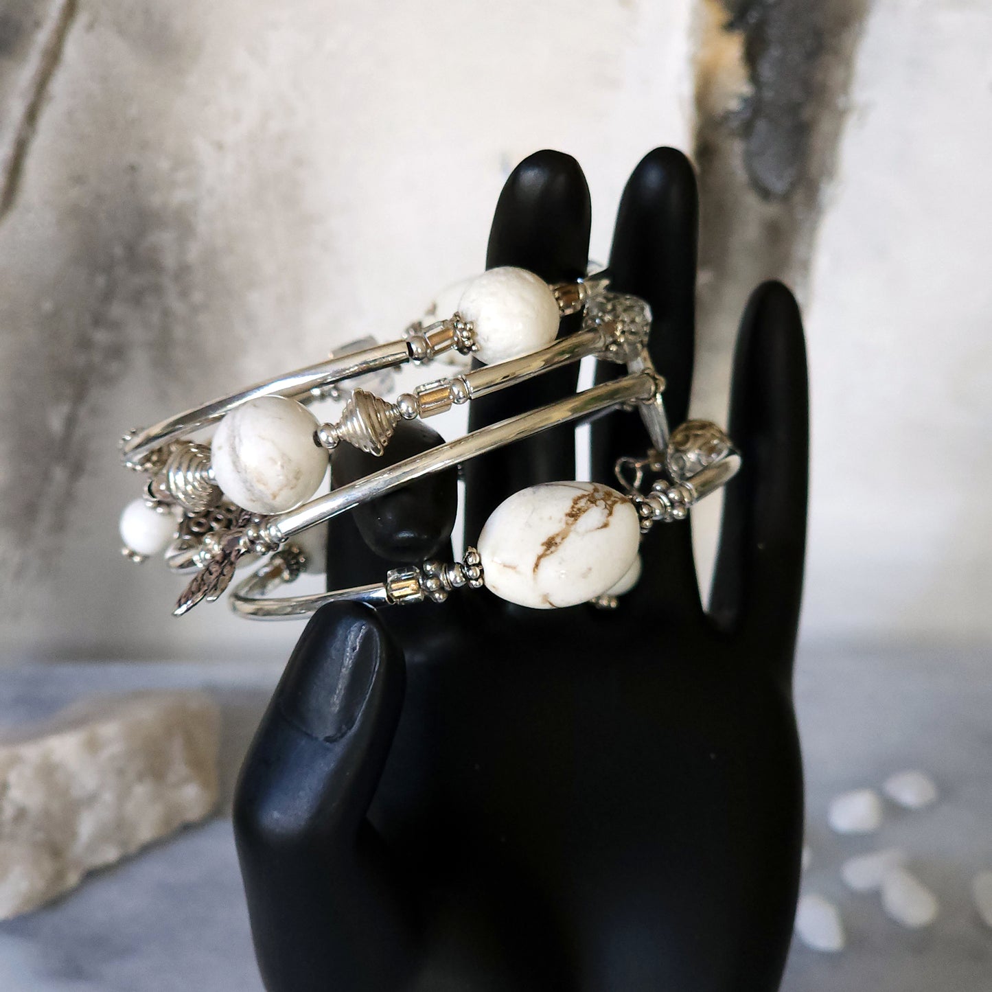 Silver Sands” Memory Wire Bracelet