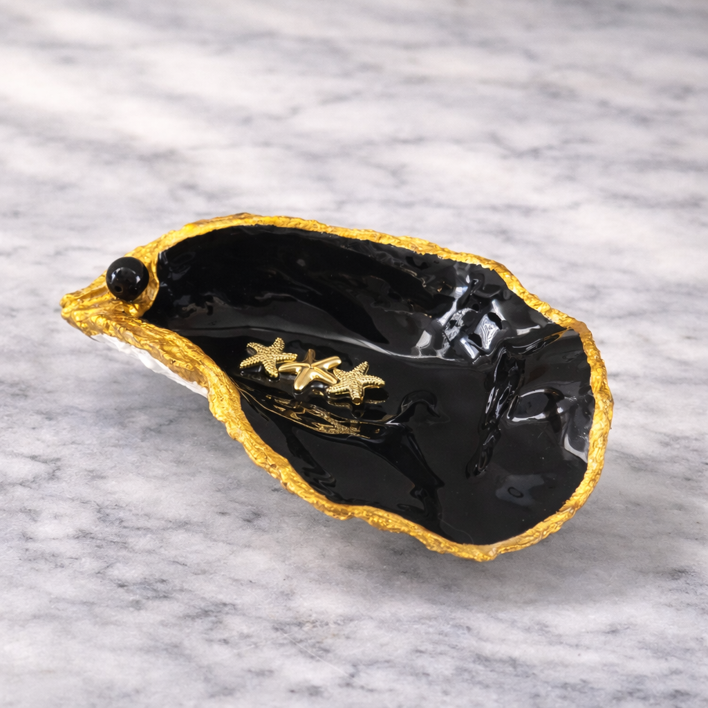 Oyster Shell Trinket Dish - Matte Black & Gold with Starfish Charms
